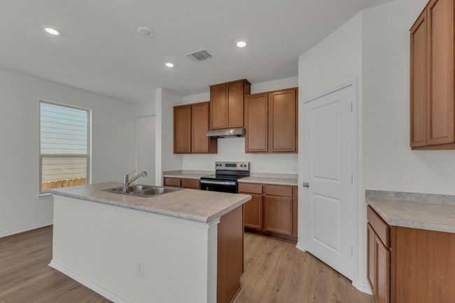 201 Lucky Texan Rd, House other with 5 bedrooms, 4 bathrooms and 2 parking in Jarrell TX | Image 12