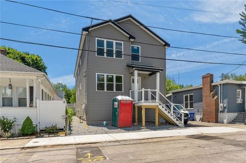 37 Murray St, Providence, RI, 02909-5305 | Card Image