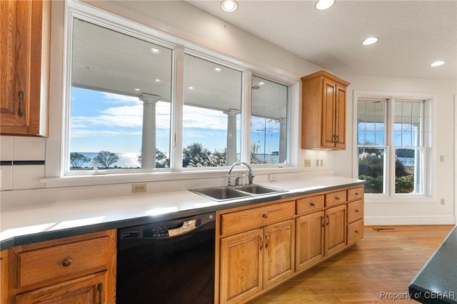 286 Waterbury Rd, House other with 4 bedrooms, 4 bathrooms and null parking in Kilmarnock VA | Image 19