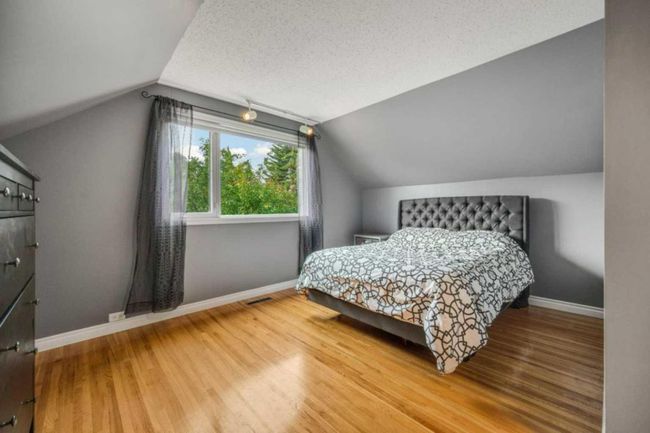 3036 Utah Drive Nw, Home with 4 bedrooms, 2 bathrooms and 5 parking in Calgary AB | Image 36