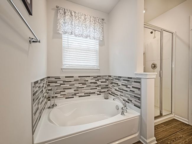 2003 Pointe View Dr, Townhouse with 3 bedrooms, 3 bathrooms and 2 parking in Mars PA | Image 14