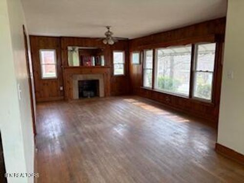 1403 Everett Ave, Maryville, TN, 37804 | Card Image