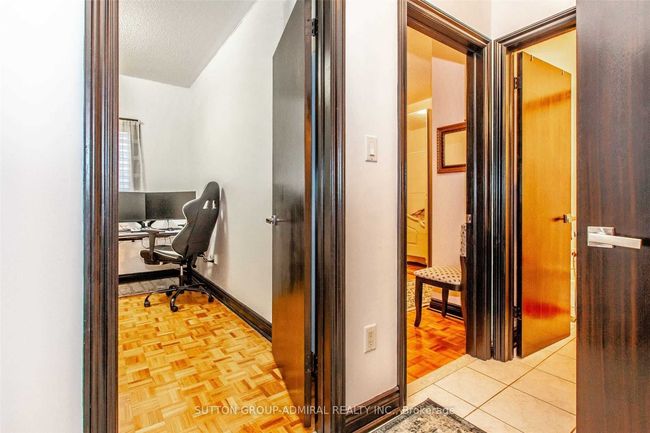 9 Amalfi Crt, House other with 5 bedrooms, 4 bathrooms and 2 parking in Vaughan ON | Image 29