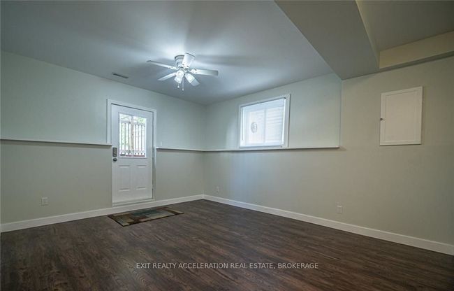1302 Brackenwood Cres, House attached with 4 bedrooms, 2 bathrooms and 1 parking in Kingston ON | Image 28
