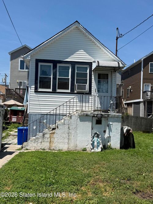 233 Colony Avenue, Staten Island, NY, 10306 | Card Image