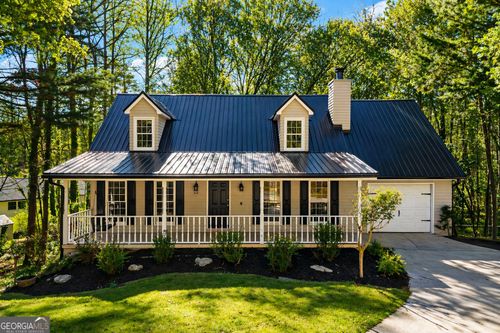 694 Lovers Ln, Toccoa, GA, 30577-8323 | Card Image
