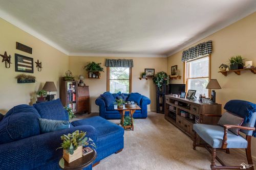 2030 W Sterns Rd, Temperance, MI, 48182-1543 | Card Image