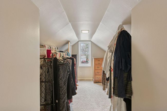 HUGE walk-in closet! | Image 23