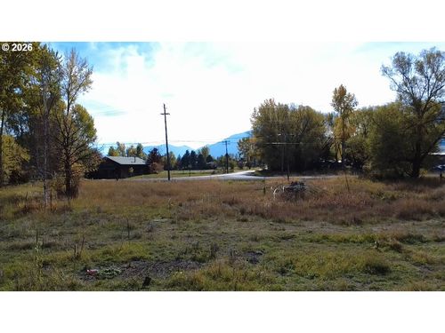 82695 Fish Hatchery Ln, Enterprise, OR, 97828-3099 | Card Image