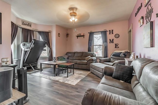 237 S Lincoln St, House other with 3 bedrooms, 1 bathrooms and null parking in POYNETTE WI | Image 7