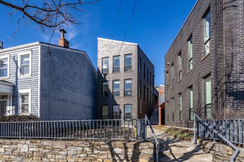 432 Liberty Hl, Cincinnati, OH, 45202-0964 | Card Image