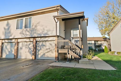 unit-4-7544 Bristol Ln, Hanover Park, IL, 60133-7227 | Card Image