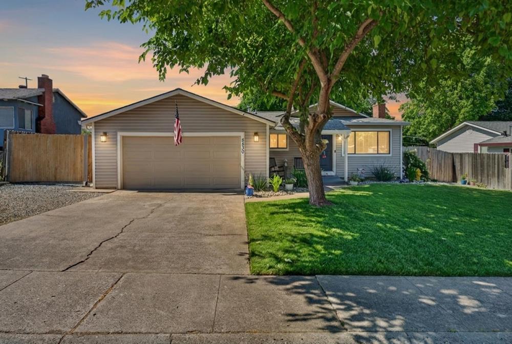 Residential in Orangevale