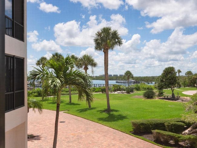 APT-104 - 8701 Midnight Pass Rd, Condo with 2 bedrooms, 2 bathrooms and null parking in SARASOTA FL | Image 18