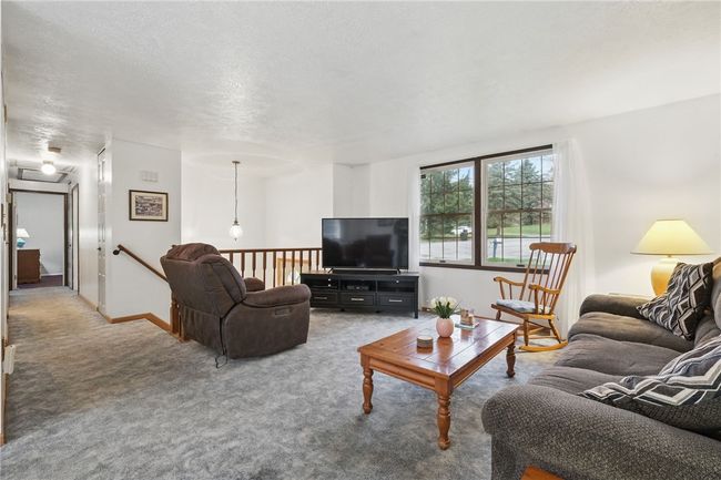 122 Clarette Rd, House other with 3 bedrooms, 2 bathrooms and 2 parking in Pittsburgh PA | Image 9