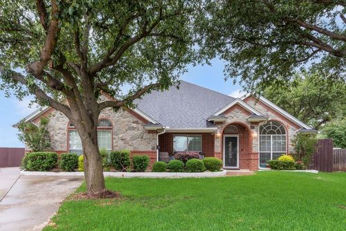 7057 Ridge Crest Dr, North Richland Hills, TX, 76182-7826 | Card Image