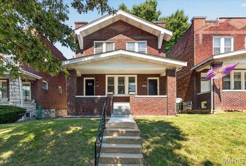 5241 Sutherland Ave, Saint Louis, MO, 63109-2338 | Card Image