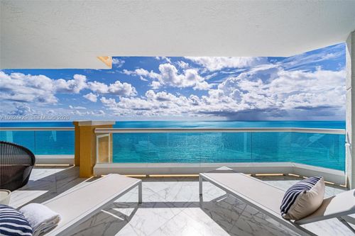 2602-17875 Collins Ave, Sunny Isles Beach, FL, 33160-2718 | Card Image