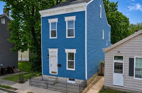 221 Trevor St, Covington, KY, 41011-3249 | Card Image