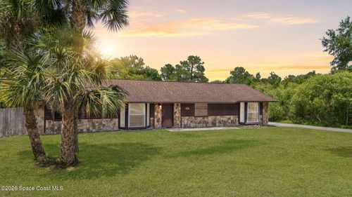 1750 Dee Dr, Merritt Island, FL, 32953-6523 | Card Image
