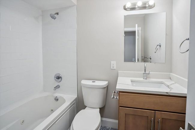 APT-4R - 159 14 Th St, Condo with 2 bedrooms, 2 bathrooms and null parking in Hoboken NJ | Image 9