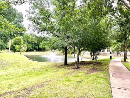 2713 Troutt Dr, Carrollton, TX, 75010-4255 | Card Image