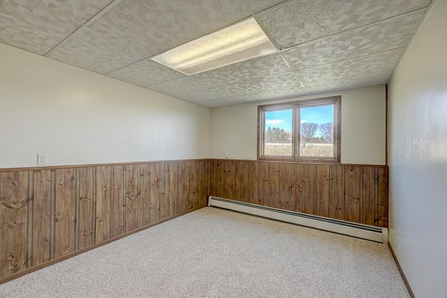 Lower level bath | Image 22