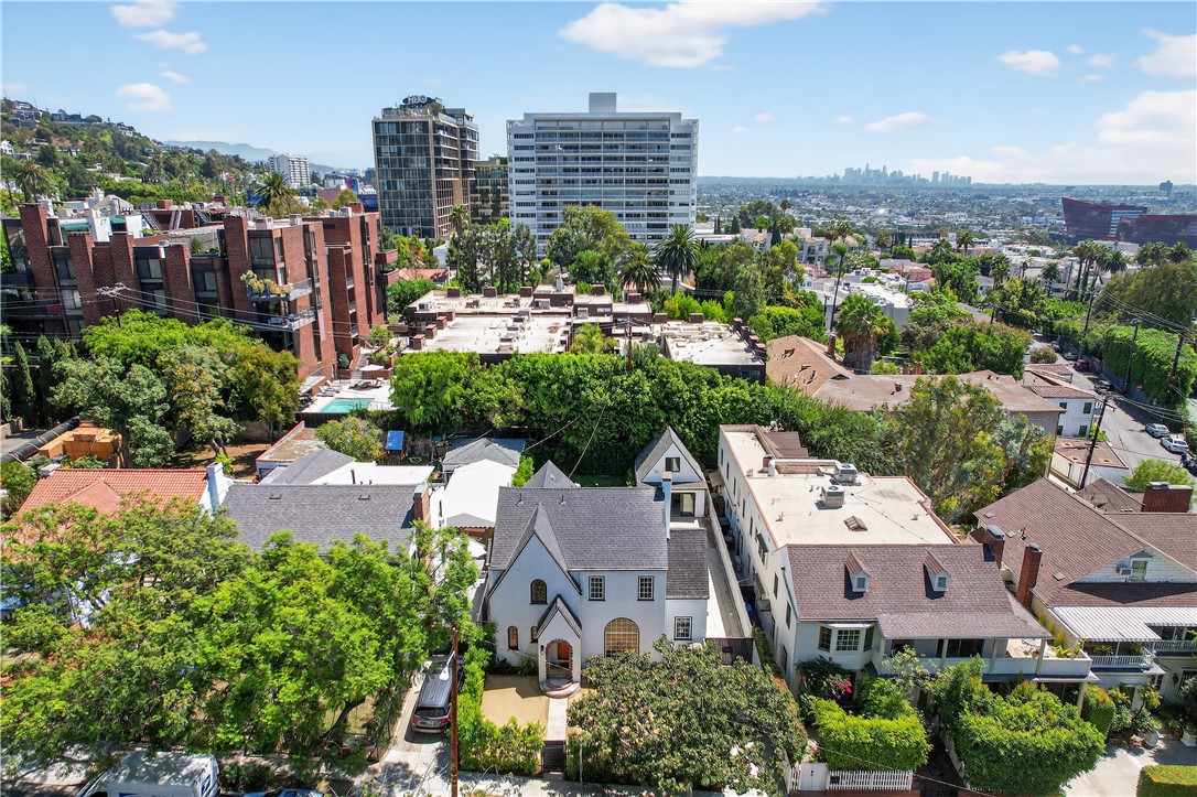 Residential Lease in West Hollywood 2