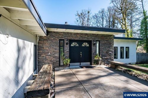 38597 Shady Oak Rd Ne, Albany, OR, 97322-7407 | Card Image