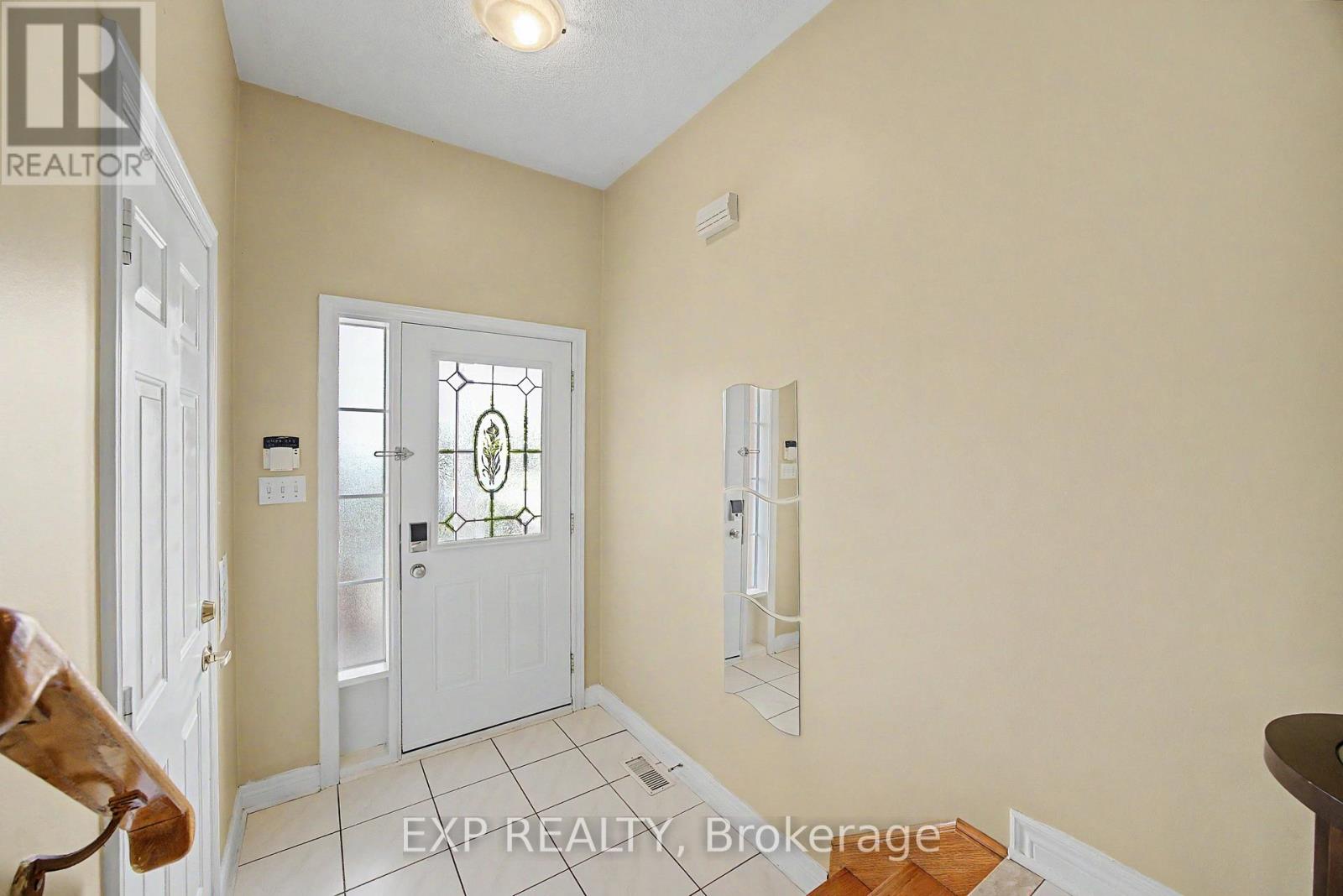 Residential in Mississauga (Meadowvale Village) 3