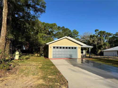 8523 Se 70th Ave, Trenton, FL, 32693-2066 | Card Image