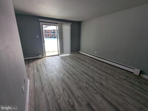 apt-e7-20 Fort Sumpter Rd, PENNSVILLE, NJ, 08070-2670 | Card Image