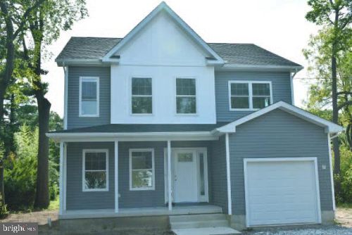 702 Delaware Ave, RIVERSIDE, NJ, 08075-4206 | Card Image