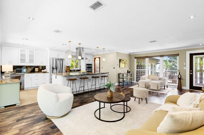 8 Ne 29 Th St, House other with 3 bedrooms, 2 bathrooms and null parking in Wilton Manors FL | Image 7