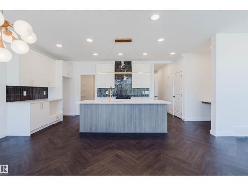 20624 43 Ave Nw, Edmonton, AB, T6M3E3 | Card Image
