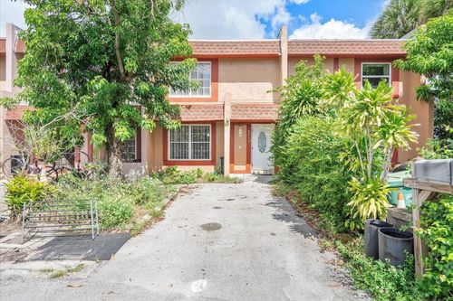 2759 Nw 198th Ter, Miami Gardens, FL, 33056-2503 | Card Image