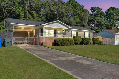 350 Longhorn Dr, Fayetteville, NC, 28303-3175 | Card Image