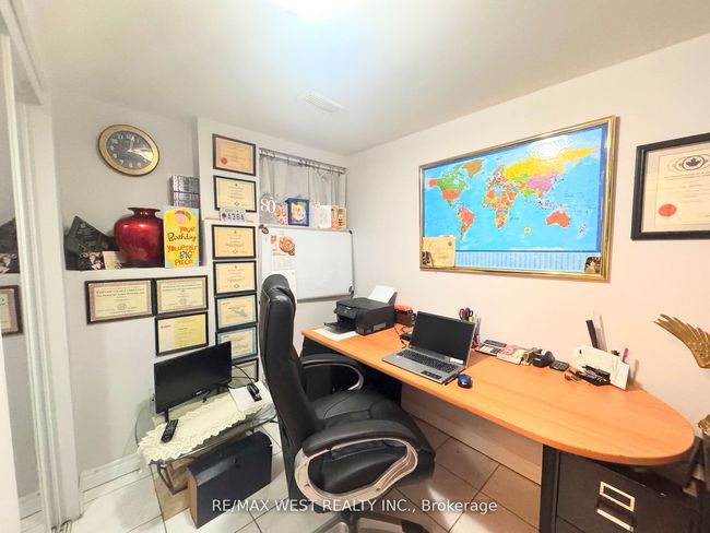 425 Hansen Rd N, House other with 4 bedrooms, 3 bathrooms and 4 parking in Brampton ON | Image 31