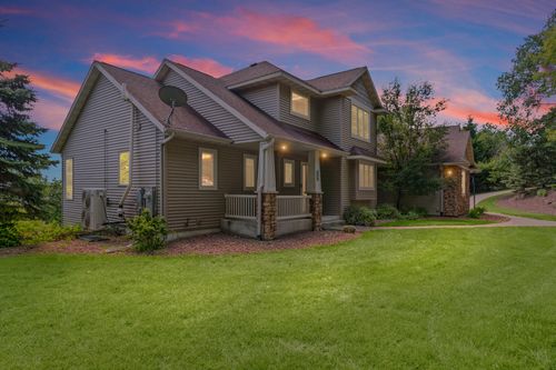 N5076 Wildflower Ln, West Salem, WI, 54669-8204 | Card Image