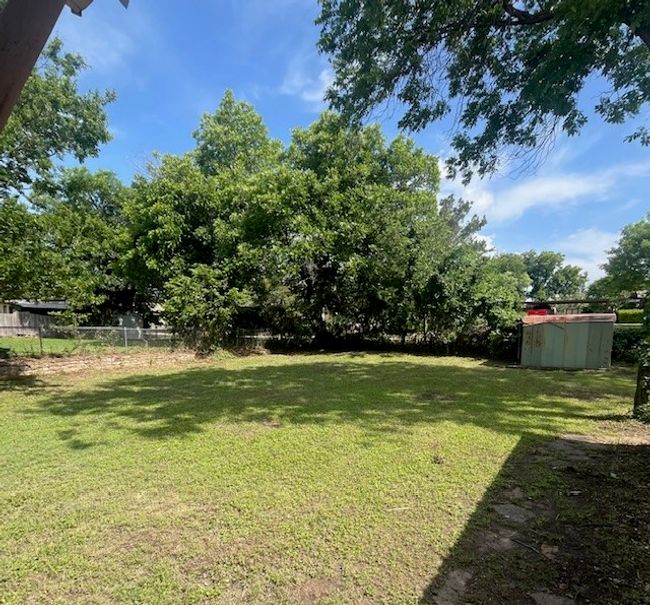 View of yard | Image 8