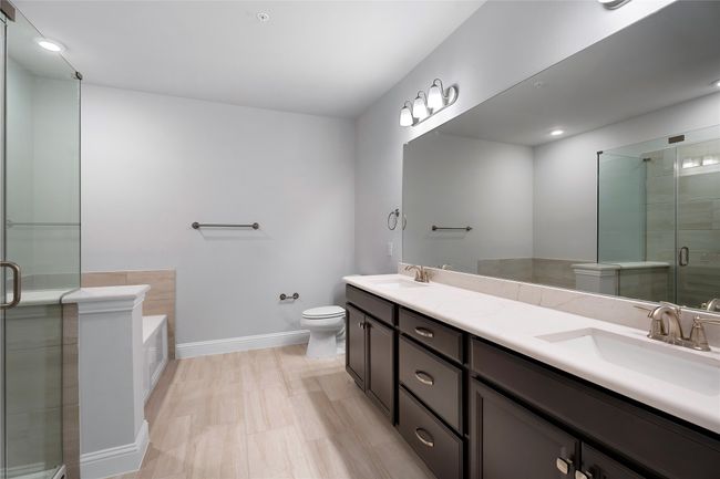 Primary Bathroom | Image 13