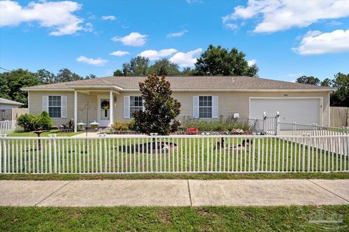 3669 Burton Cir, Navarre, FL, 32566-9753 | Card Image