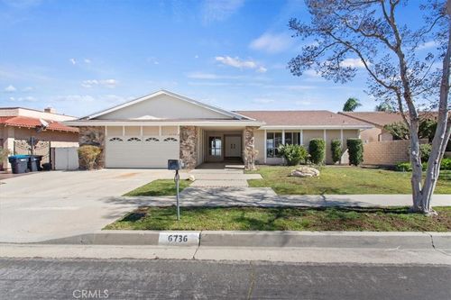 6736 Vickiview Dr, West Hills, CA, 91307-2751 | Card Image