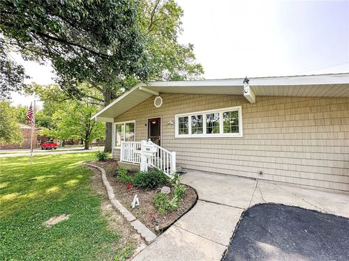 1307 Beech St, Marshall, IL, 62441-1533 | Card Image