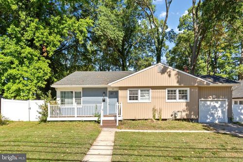 405 E Evesham Ave, MAGNOLIA, NJ, 08049-1013 | Card Image