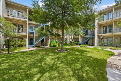 220-3105 San Jacinto St, Dallas, TX, 75204-5591 | Card Image