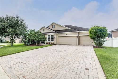 143 Broad St, WINTER HAVEN, FL, 33881-9008 | Card Image