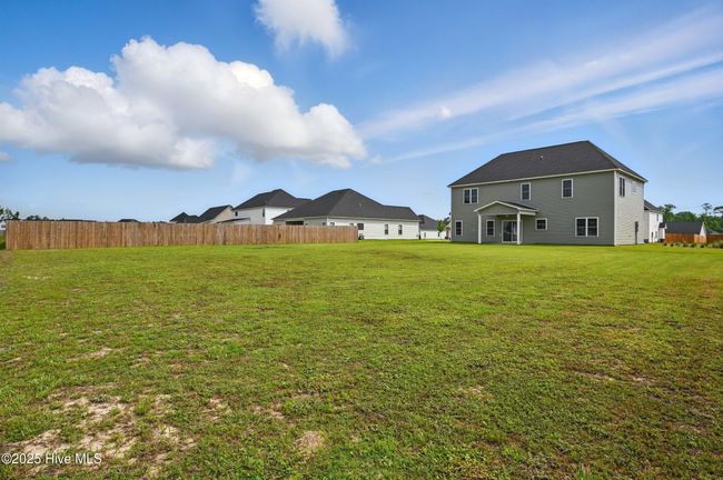 33 Chippewa Ln, House other with 4 bedrooms, 3 bathrooms and 2 parking in Rocky Point NC | Image 37