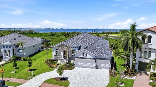6264 Champions Row St, BRADENTON, FL, 34210-4042 | Card Image