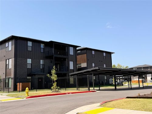 101-3319 Mp Parkway, Bentonville, AR, 43489 | Card Image